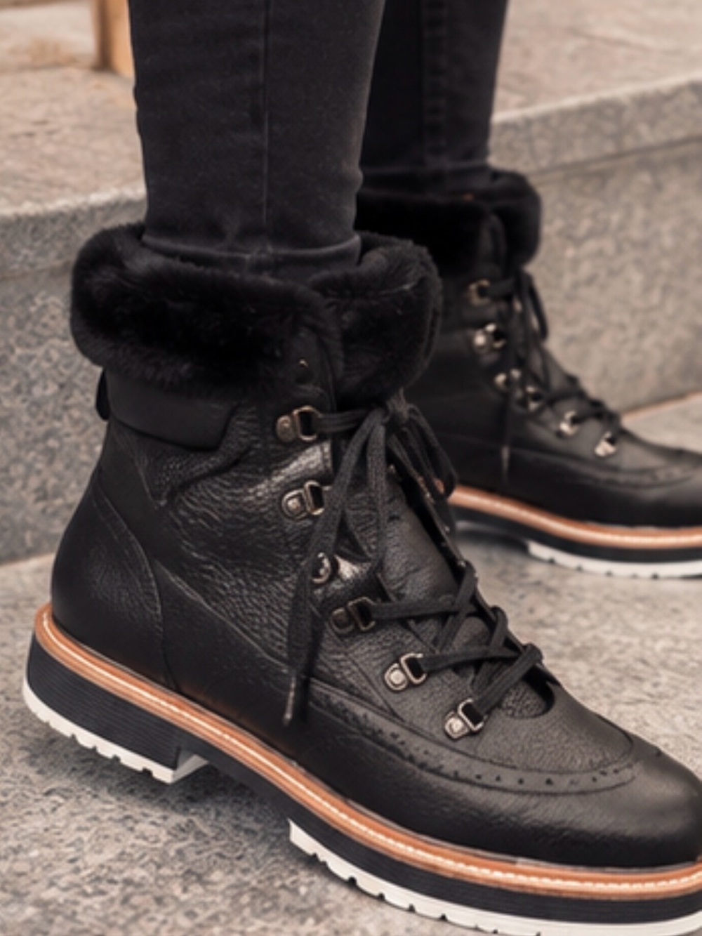 Napoleoni leather boots with fur